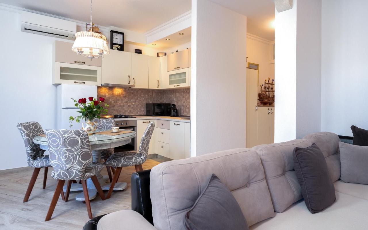 Villa Capitis In The Center- Luxury Apartment With Swimming Pool Hvar Town Exteriér fotografie