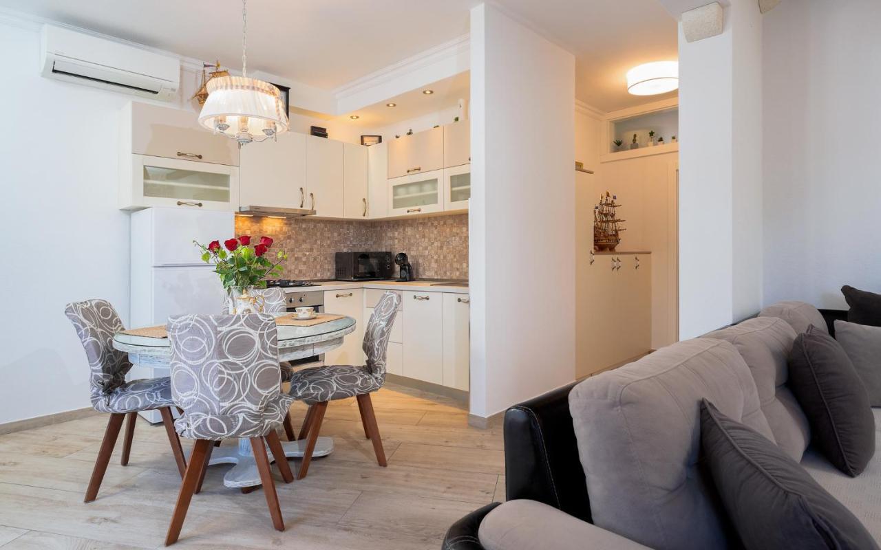 Villa Capitis In The Center- Luxury Apartment With Swimming Pool Hvar Town Exteriér fotografie